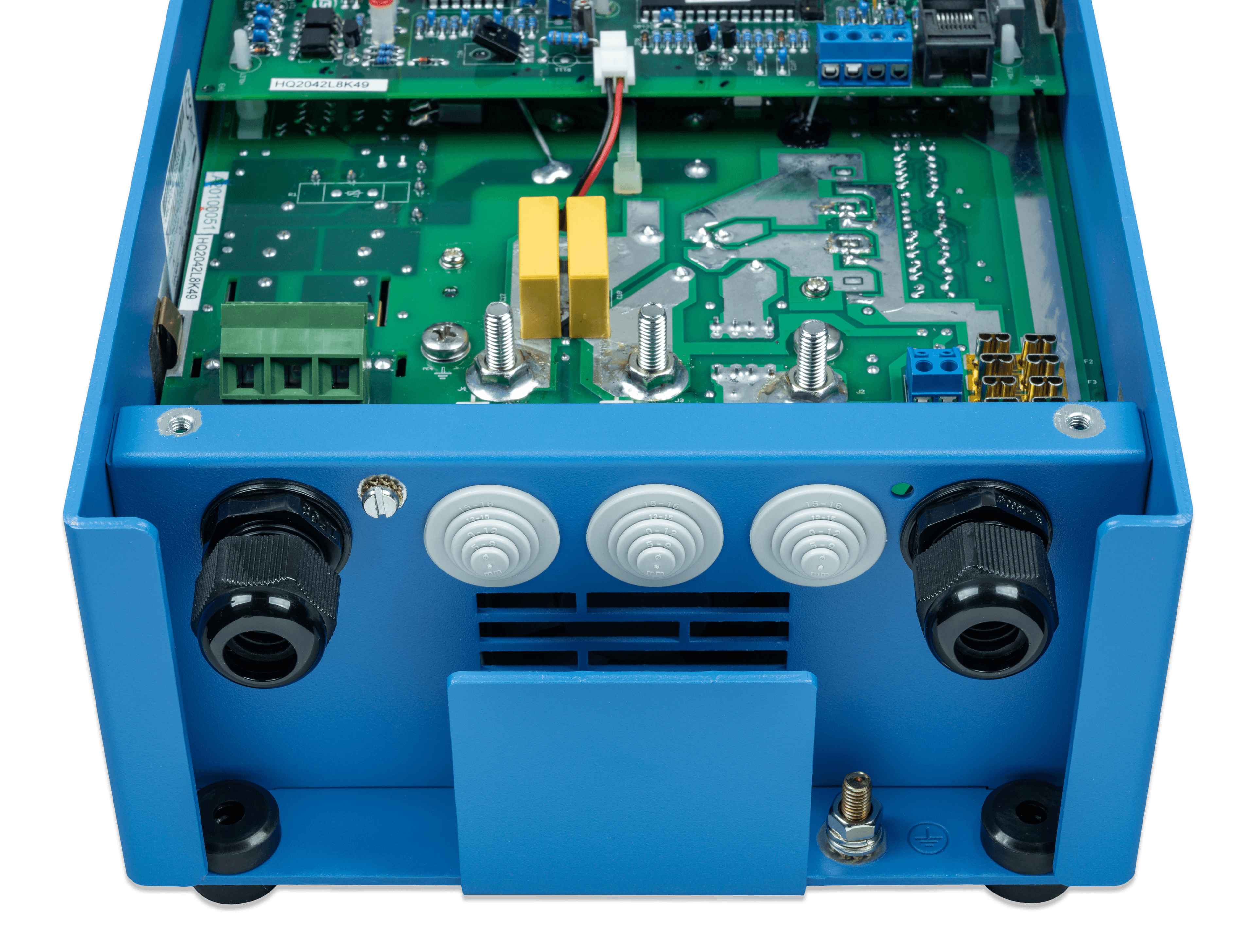 Charger 24/25 (2+1) 120-240V (conn open) thumbnail